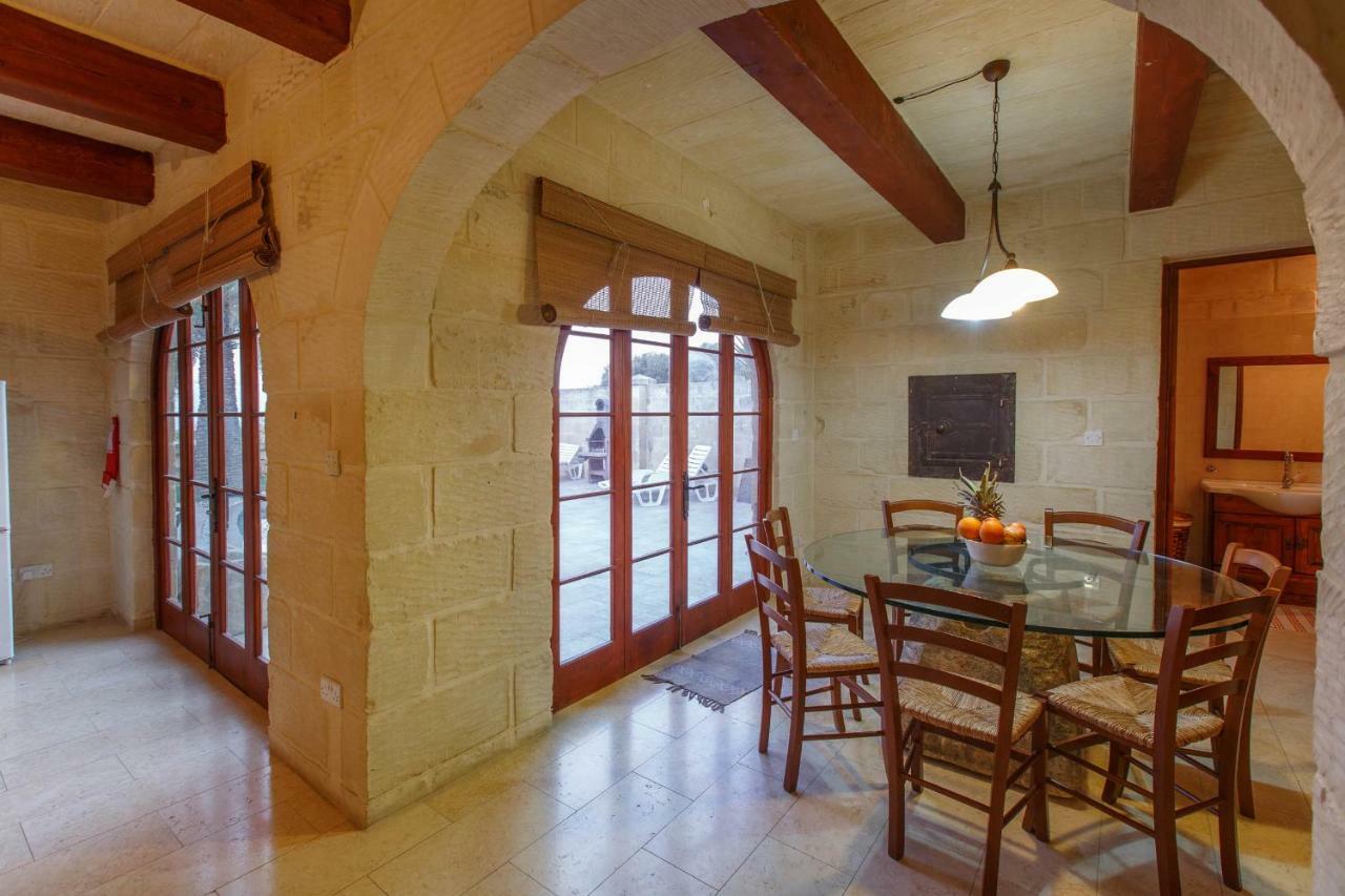 Għarb Il-Palma Holiday Farmhouse With Sunny Private Pool In Island Of Gozo מראה חיצוני תמונה